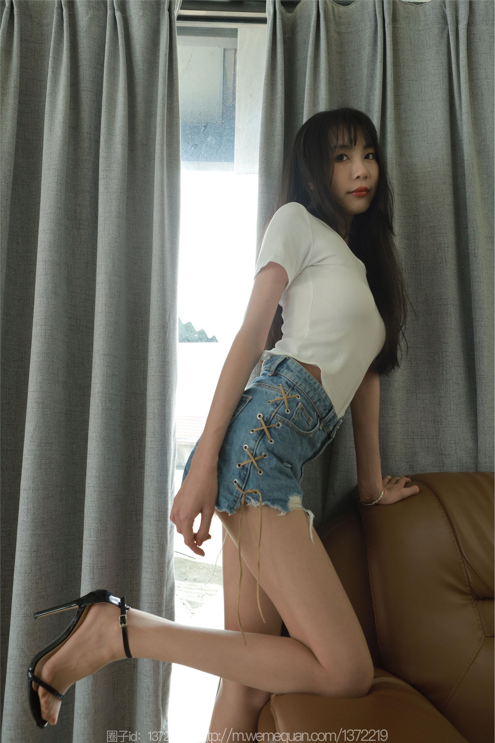 IESS异思趣向  2023.08.13 丝享家 1505 团团《第一长腿》